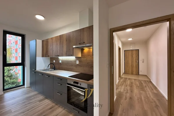 1920x1920wm1-c80bf-pronajem-bytu-2-kk-61-m2-olomouc-povel-img-6652-426135d8d6-585671896