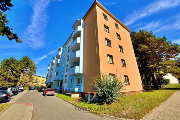 1920x1920wm1-d0bac-pronajem-byt-1-1-36-m2-olomouc-nova-ulice-img-4210-9203014344-1468727397