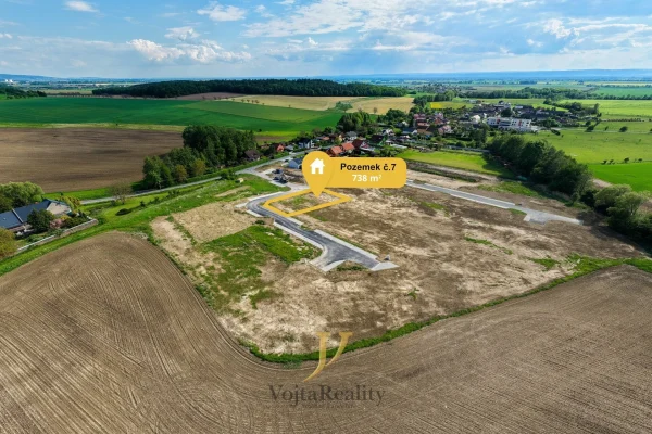 1920x1920wm1-d829d-prodej-pozemek-pro-bydleni-c-7-738m2-komarov-dji-20260519162849-0226-d-1-d1c0014344-2157506484