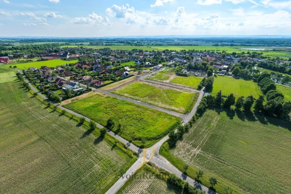 1920x1920wm1-dde5c-prodej-pozemky-pro-bydleni-771-1-274-m2-majetin-dji-20260602170742-0529-d-a039014344-652346136