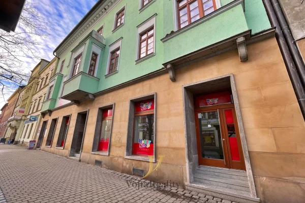 1920x1920wm1-e006e-pronajem-kancelare-36m2-sumperk-img-9558-146035d8d6-2019669763-2