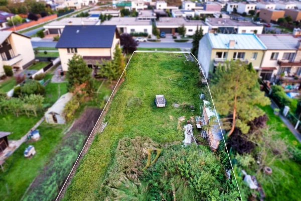 1920x1920wm1-e871c-prodej-pozemek-pro-vystavbu-rodinneho-bytoveho-domu-1-926-m2-olomouc-dji-0218-hdr-2-b13235d8d6-4147868356-1