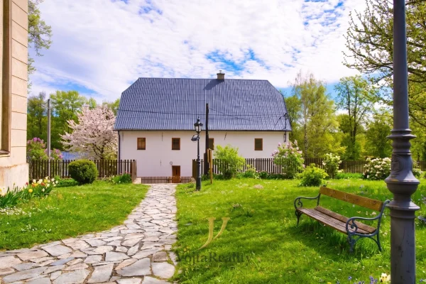 1920x1920wm1-e978b-prodej-rodinneho-domu-280-m2-rudna-pod-pradedem-stara-rudna-2-fe6935d8d6-1291155740