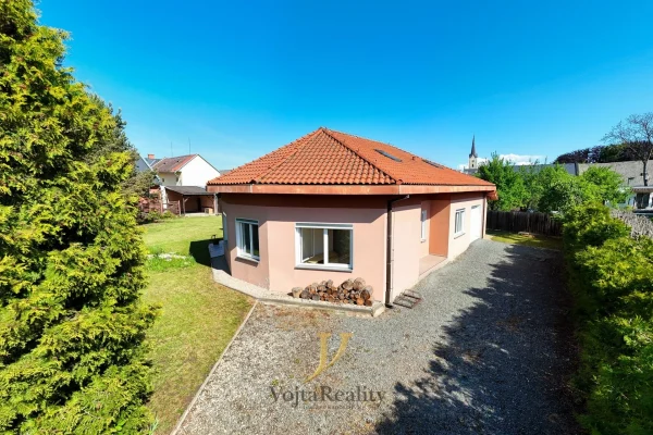 1920x1920wm1-ebc4b-prodej-rodinneho-domu-155-m2-pozemek-1-243-m2-mohelnice-dji-20260520092543-0306-d-0769014344-2282255939