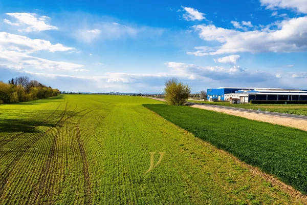 1920x1920wm1-f5540-prodej-komercni-pozemky-5-727-m2-uncovice-26-04-2023-vojta-reality-unicovice-16-74d035d8d6-673441246