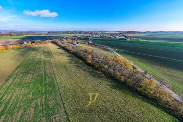 1920x1920wm1-f59e6-prodej-stavebniho-pozemku-13-897-m2-budetsko-dji-0173-ff9935d8d6-2483332769