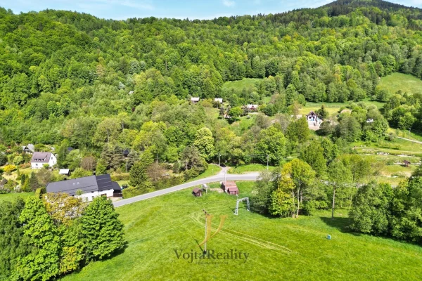 1920x1920wm1-fe81e-prodej-pozemky-pro-vystavbu-ubytovaciho-zarizeni-55-620-m2-vernirovice-dji-0930-79c0014344-3923983926