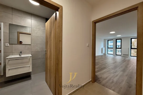 1920x1920wm1-ffc7e-pronajem-bytu-1-kk-52-m2-olomouc-povel-img-6830-6dc235d8d6-3481588072